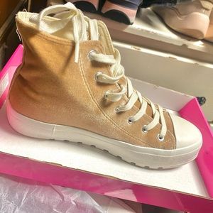 Brand new in box. Size 8